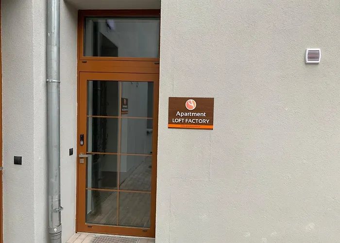 Apartmentsun Loft Factory * 브로츠와프